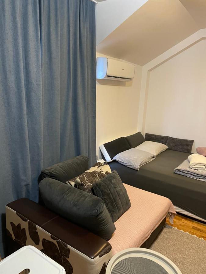 Apartman Bane نوفي ساد المظهر الخارجي الصورة